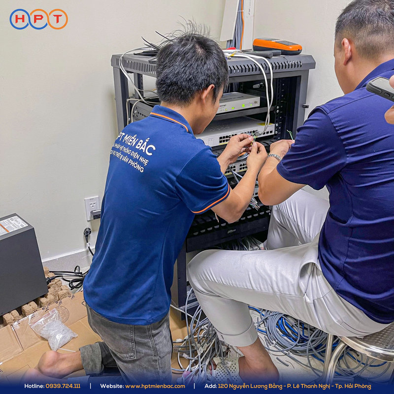 Sắp xếp tủ crack gọn gàng